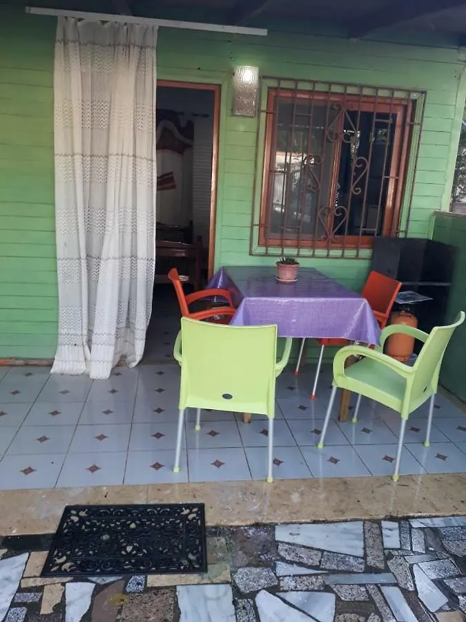 Kolonia E Artistave Apartamento Velipojë