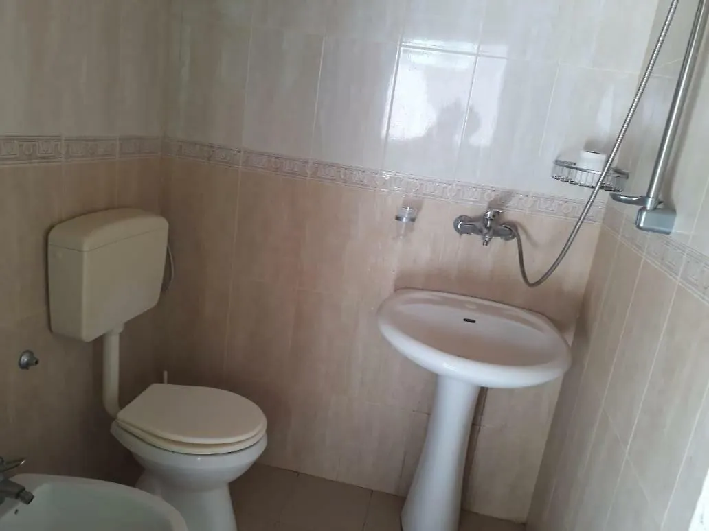 Kolonia E Artistave Apartamento Velipojë